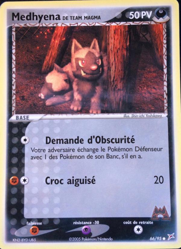Medhyena de Team Magma card